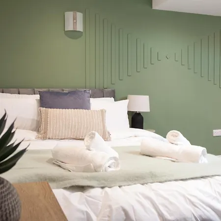 Lägenhet Crown View Leeds - 1 To 2 Bedroom Options - Near Station