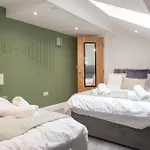 Crown View Leeds - 1 To 2 Bedroom Options - Near Station Appartamento *
