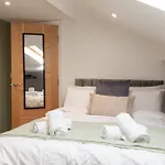 Appartamento Crown View Leeds - 1 To 2 Bedroom Options - Near Station Harrogate