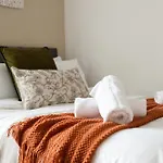 Crown View Leeds - 1 To 2 Bedroom Options - Near Station Appartamento *