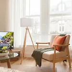 Crown View Leeds - 1 To 2 Bedroom Options - Near Station * Harrogate
