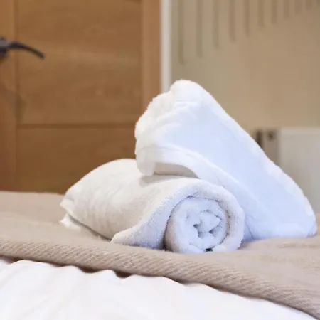 Crown View 아파트 *