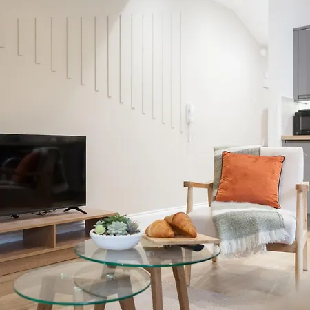 아파트 Crown View *