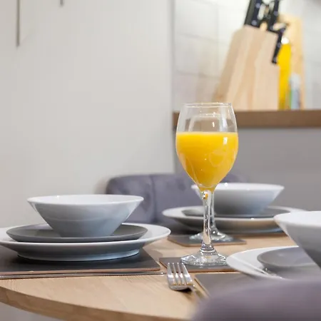Crown View Leeds - 1 To 2 Bedroom Options - Near Station הרוגייט