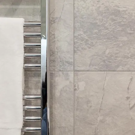 아파트 Crown View *